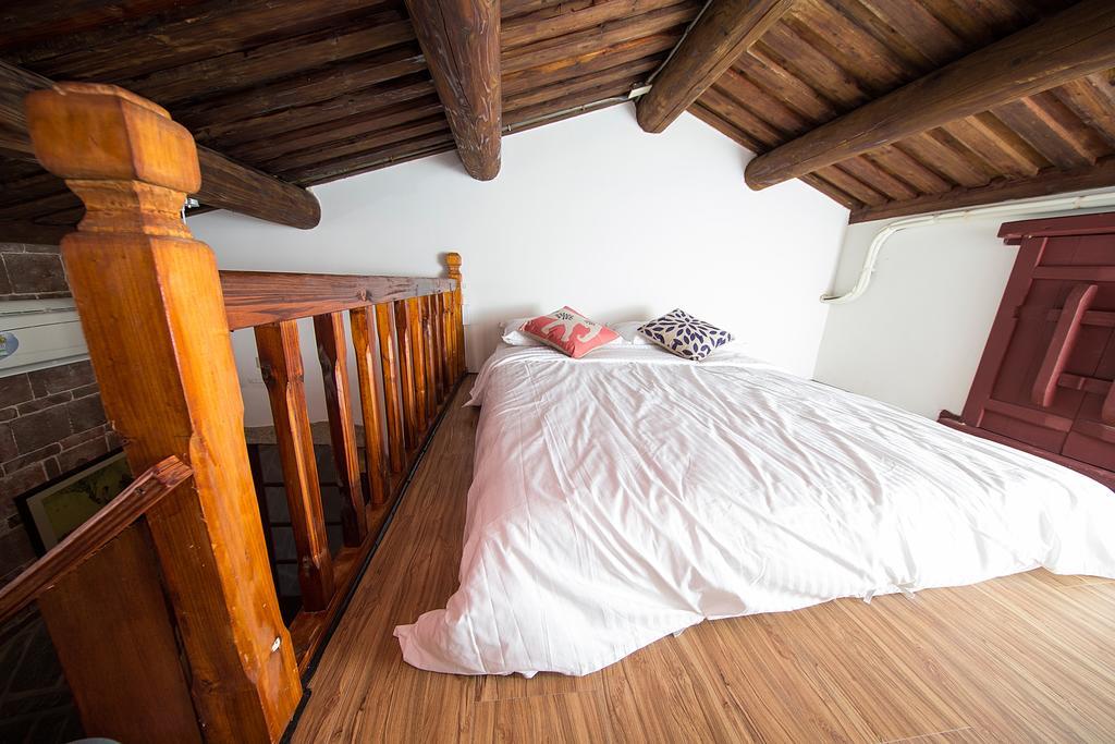 Ferienwohnung Patio Moonlight Jincheng Zimmer foto